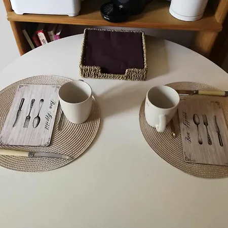 Le Megi アパートホテル